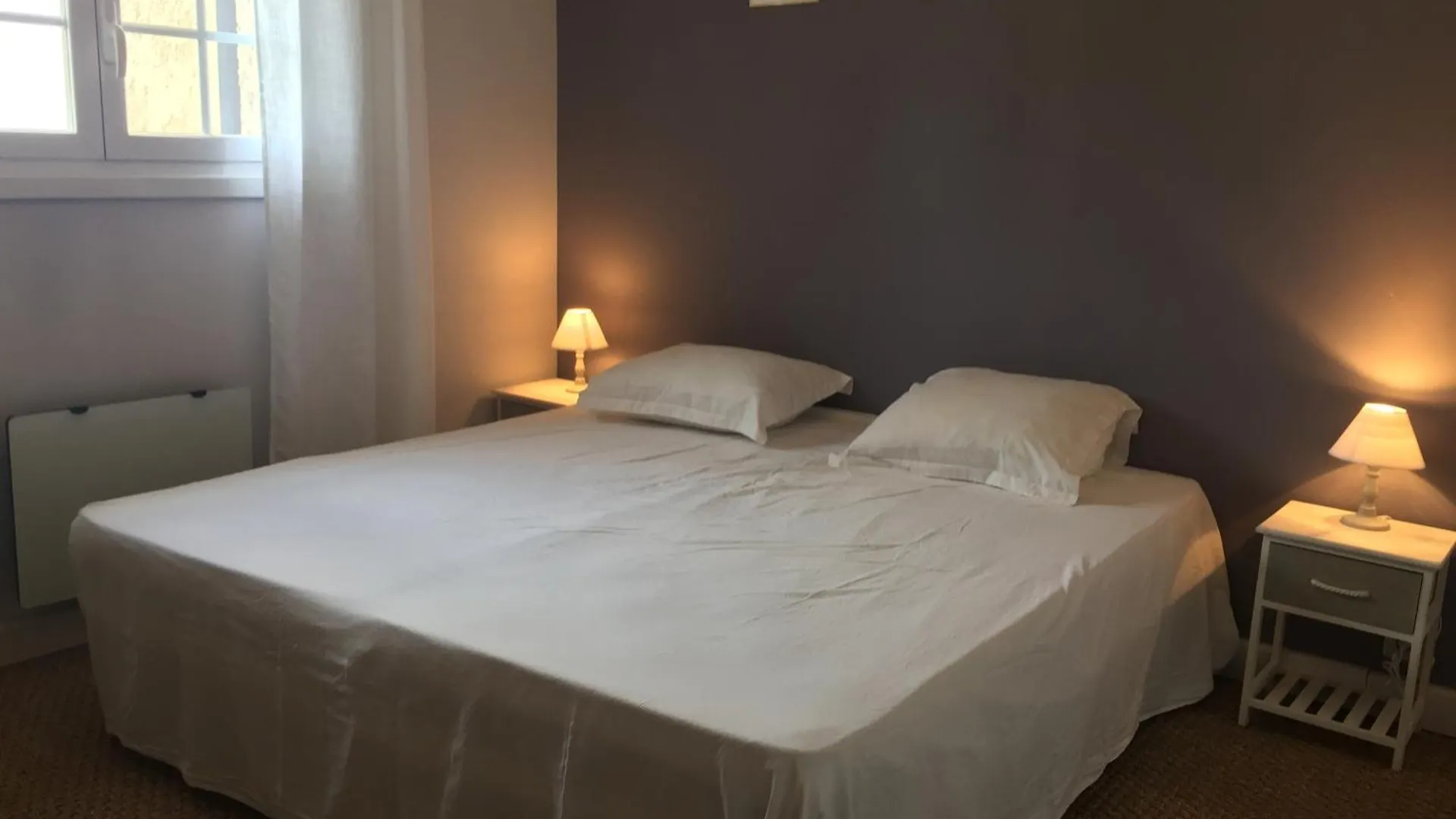 Maison Dans Residence Avec Piscine Et Tennis Antibes France