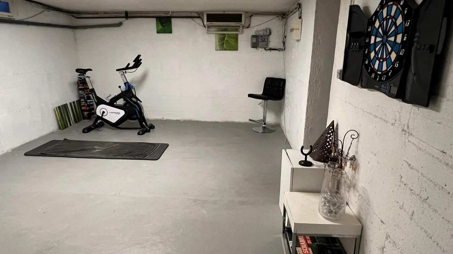 Maison Dans Residence Avec Piscine Et Tennis Antibes